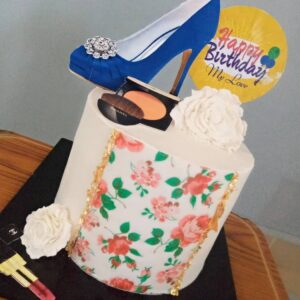 Vanilla/Red Velvet Cake Four layers